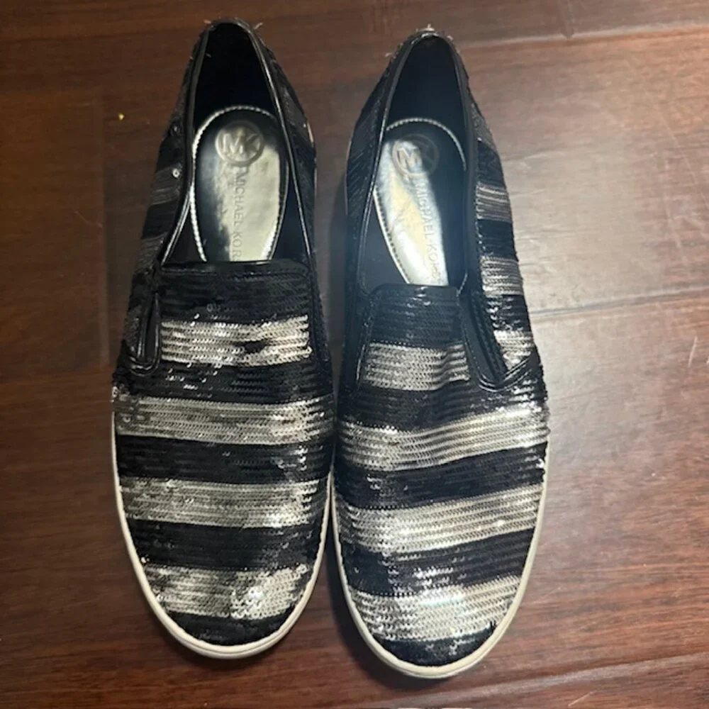 MICHAEL KORS Keaton Slip on Stripe Sequin Shoes Loafers Size 7M Black & Silver